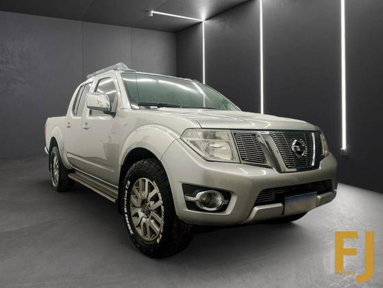NISSAN FRONTIER 2.5 SL 4X4 CD TURBO ELETRONIC DIESEL 4P AUTOMÁTICO NISSAN FRONTIER 2.5 SL 4X4 CD TURBO ELETRONIC DIESEL 4P AUTOMÁTICO